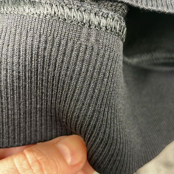 Lululemon Men’s Engineered Warmth 1/2 Zip Black size Large - Picture 9 of 11